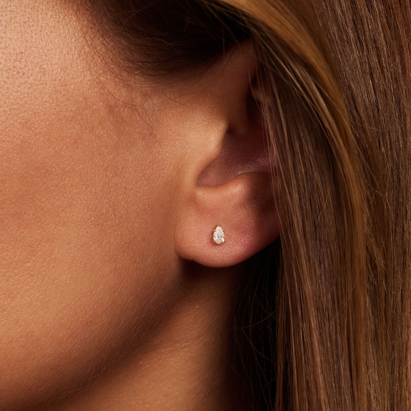 Isabel Bernard De la Paix Clous d'oreilles De la Paix Eloise en or 14 carats avec diamant 0,2 carat IBD360036-zoom-