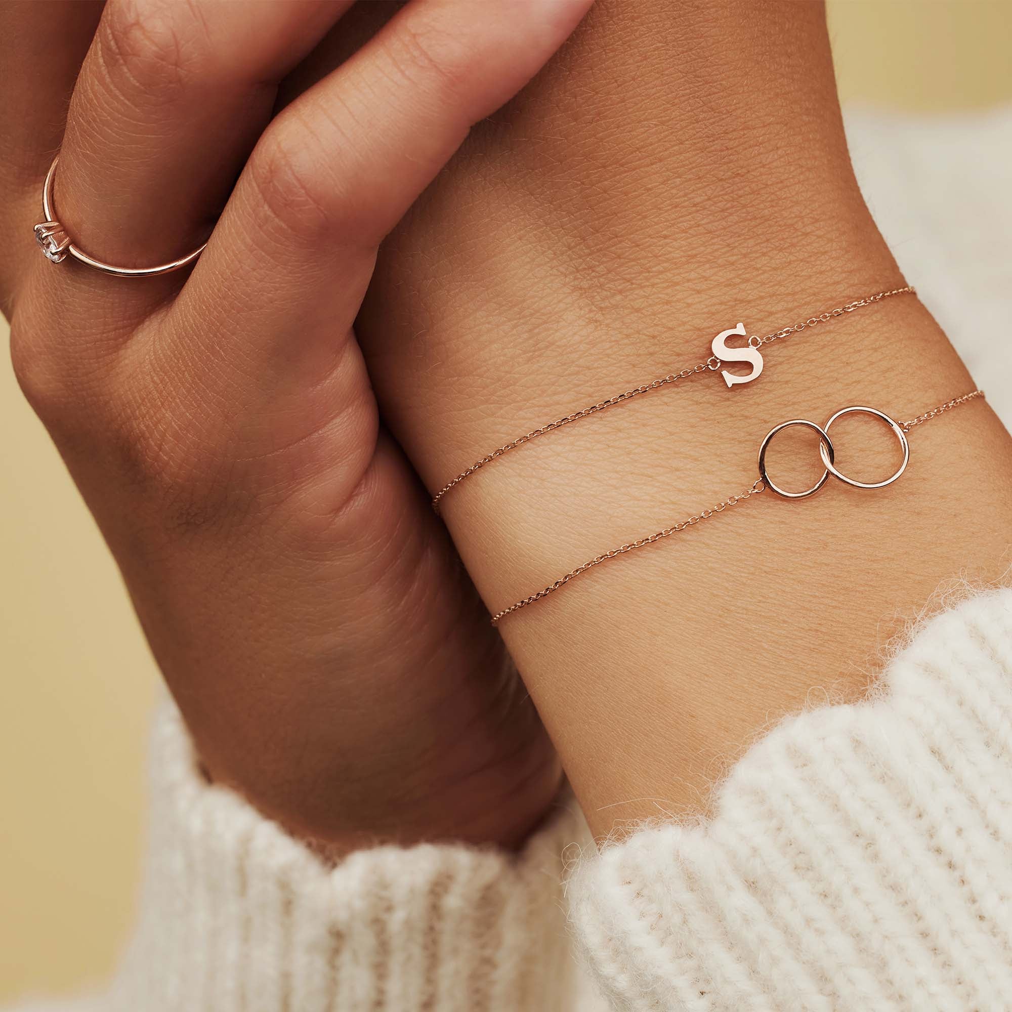 Isabel Bernard La Concorde Rachel 14 Carat Rosegold Initial Bracelet IB320042-Z