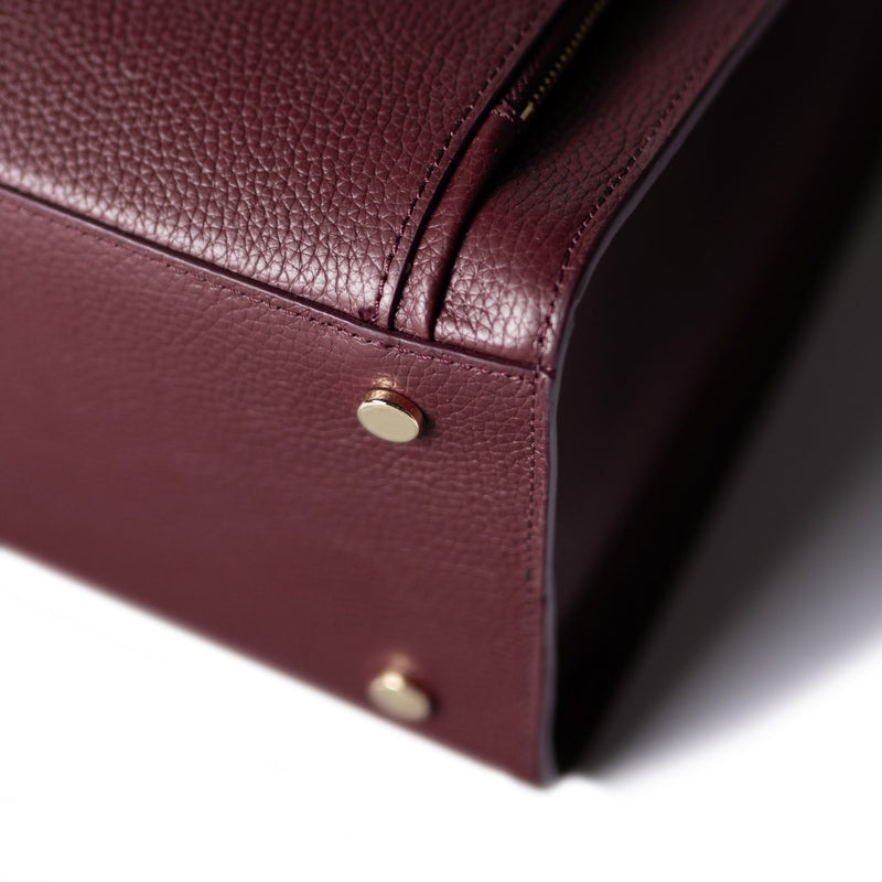 Isabel Bernard Honoré Nadine rouge bordeaux sac à main en cuir de veau avec compartiment pour ordinateur portable 13 pouces IB25110-052-13-zoom-