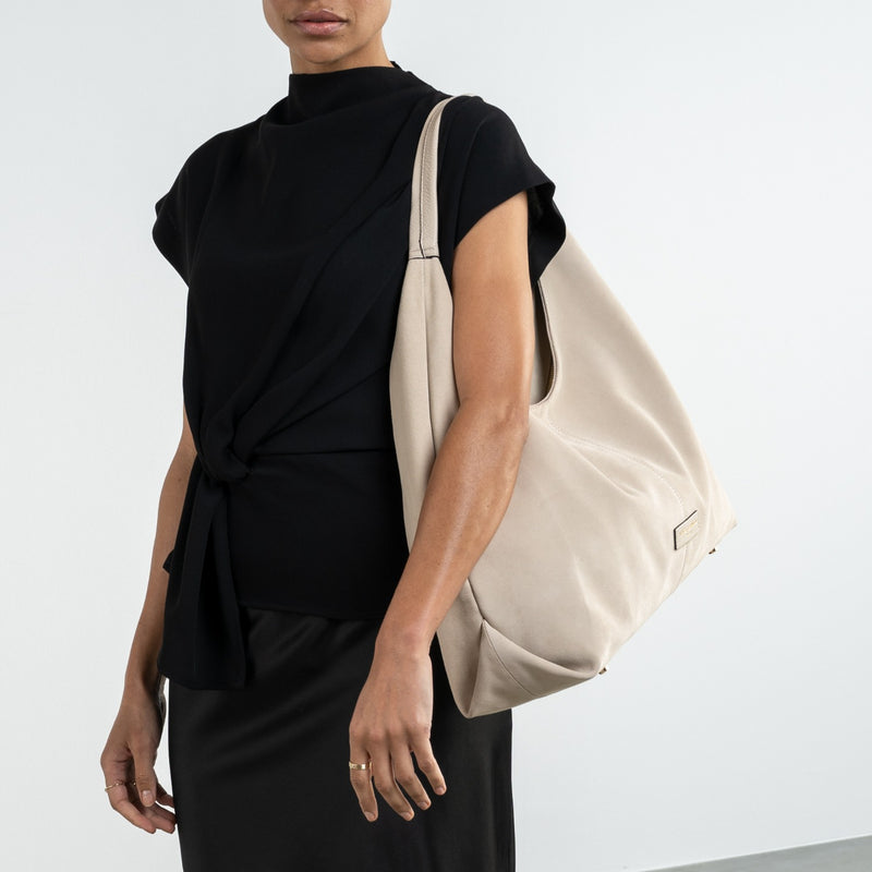 Isabel Bernard Honoré Grace sac bandoulière en suède crème IB25093-170-zoom-