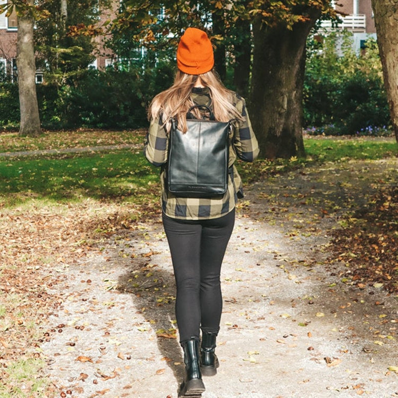 The Chesterfield Brand Saar Sac à Dos Noir C58.026100-zoom-