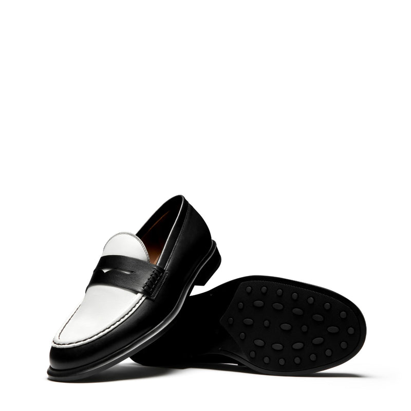 Isabel Bernard Mocassins Vendôme Blandine en cuir de veau noir et blanc IB51015-10176-37-zoom-