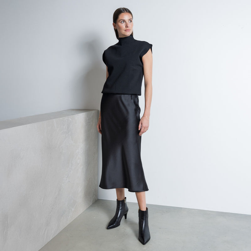 Isabel Bernard Bottes Lola en cuir de veau noir IB53011-001-38-zoom-