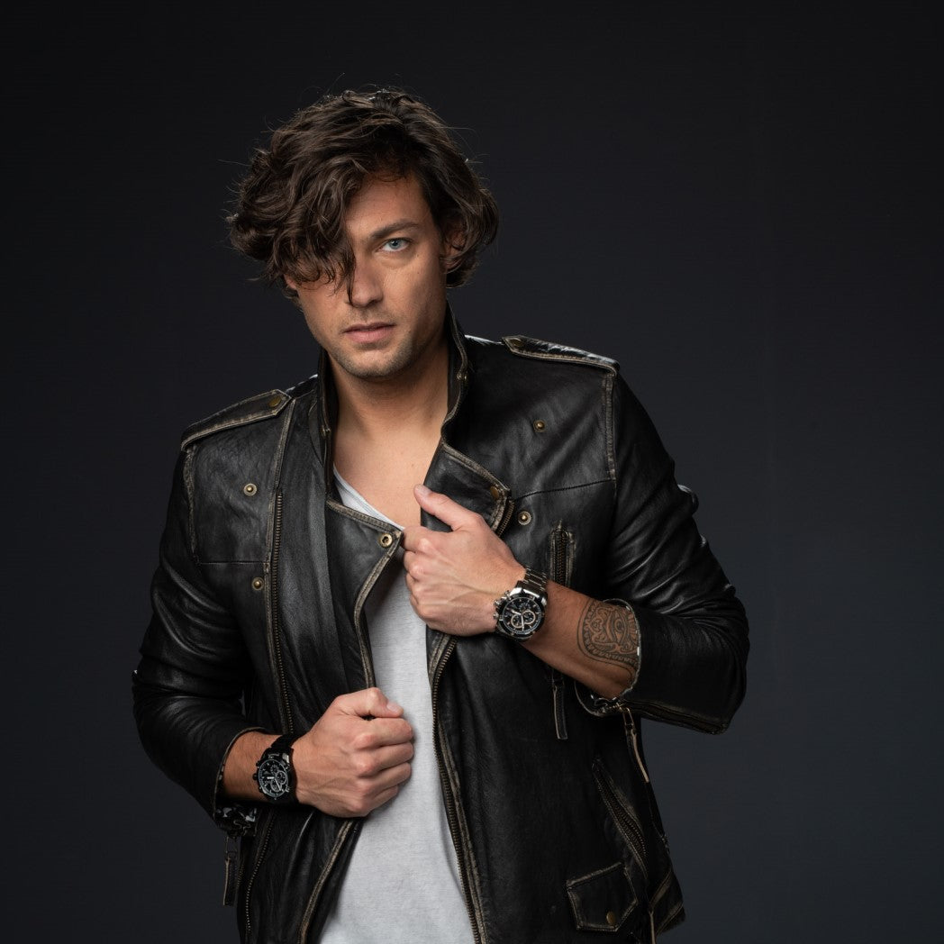 VNDX Young Rebel Big Boy Men's Watch 2003-MB33047-01