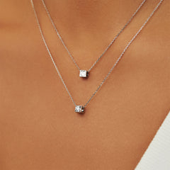 Isabel Bernard Saint Germain Felie 14 Carat Whitegold cube Charm IB350051