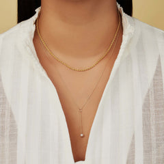 Isabel Bernard Cadeau d'Isabel 14 karat gold necklace and ear studs gift set with freshwater pearls IB90182