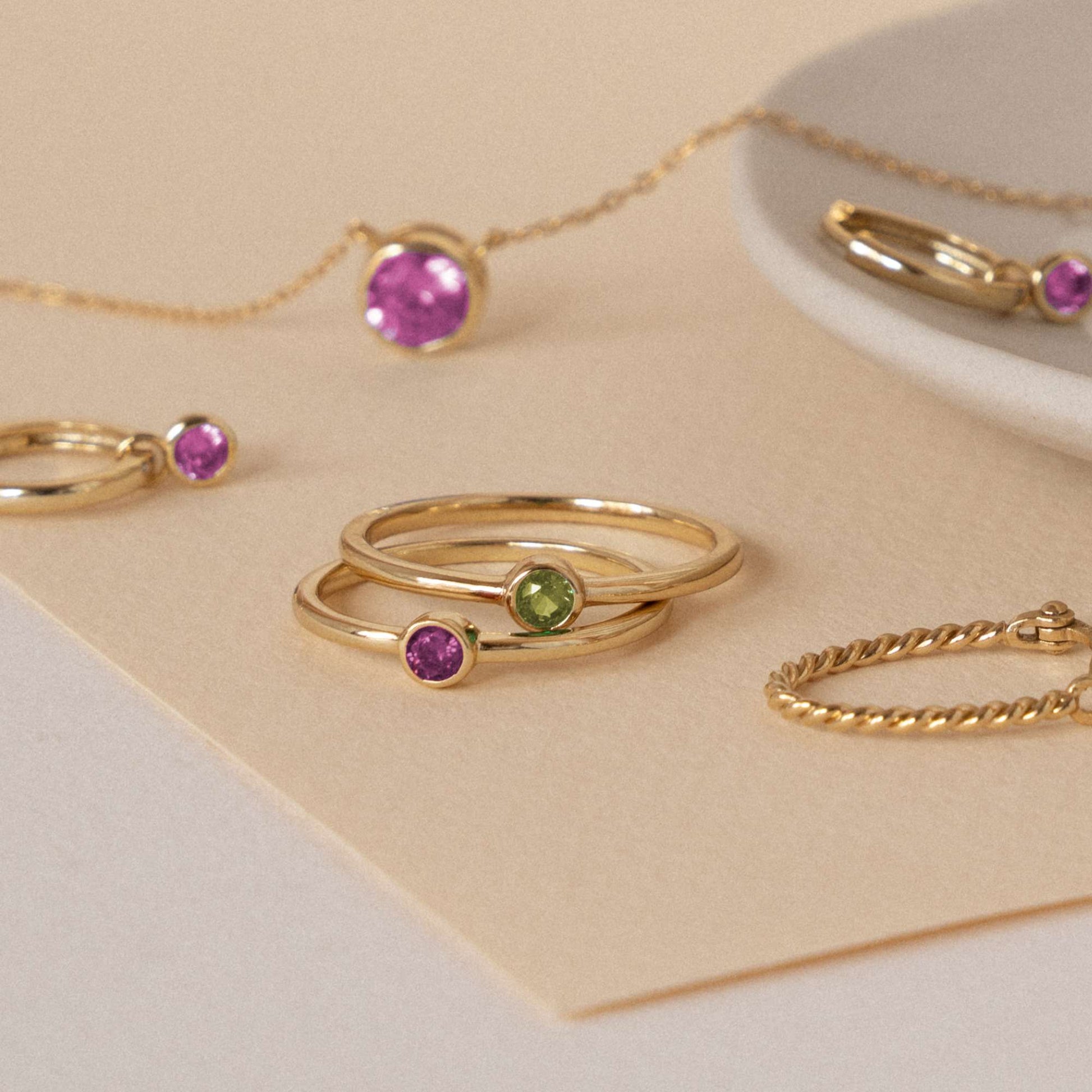 Violet Hamden Venus Goudkleurige Ring Met Geboortesteen VH330008MAY-58