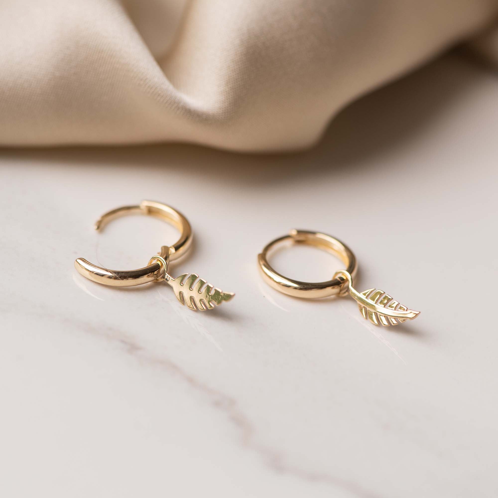 Isabel Bernard Monceau Giselle 14 Carat Golden Hoop Earrings IB360153