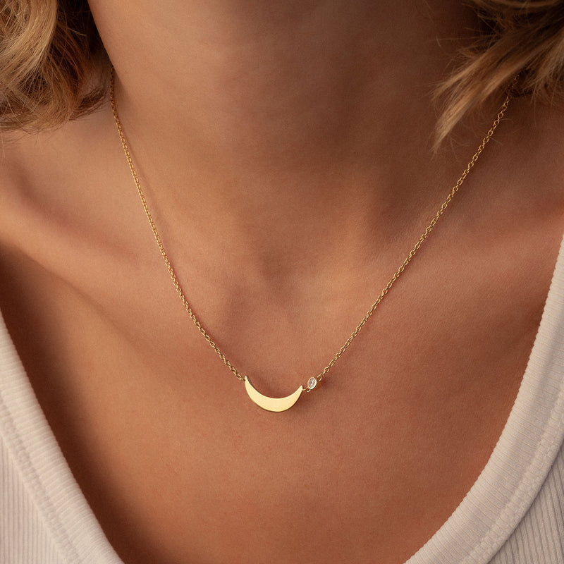 Violet Hamden Luna Collier en Argent 925 Sterling Plaqué Or avec Lune et Pierre de Zircon Blanc VH340046-zoom-