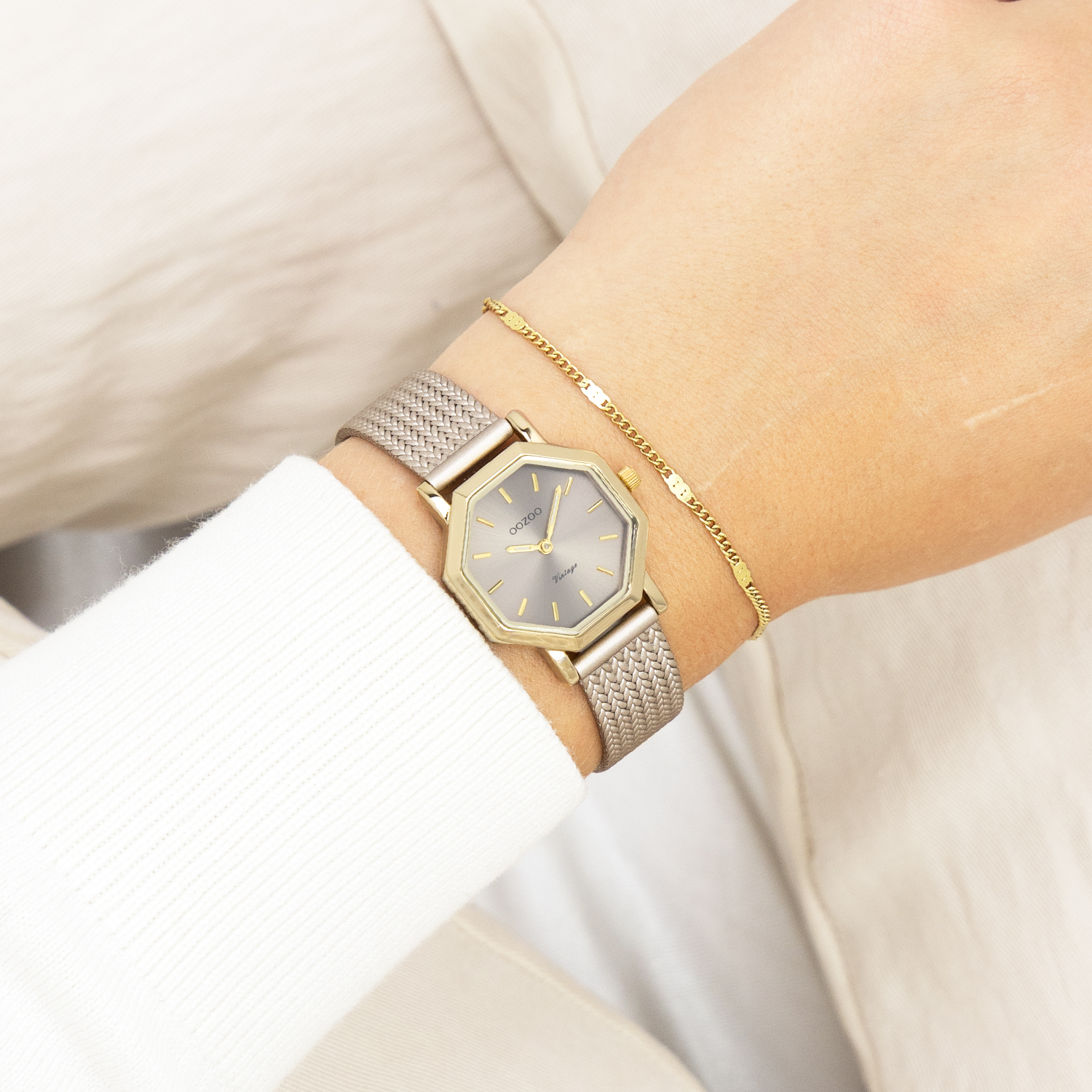 OOZOO Vintage Women's Watch C20439