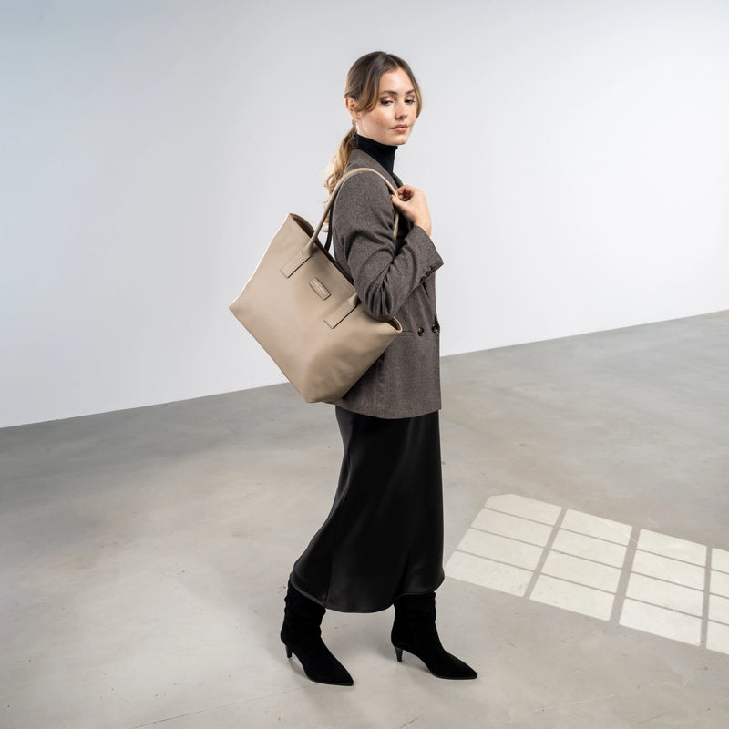 Isabel Bernard Honoré Elin Taupe Sac À Épaule En Cuir De Veau IB25111-078-zoom-