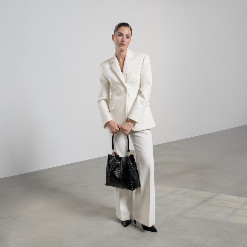 Isabel Bernard Femme Forte Sac à main Macie Croco en cuir de veau noir IB25074-201-zoom-