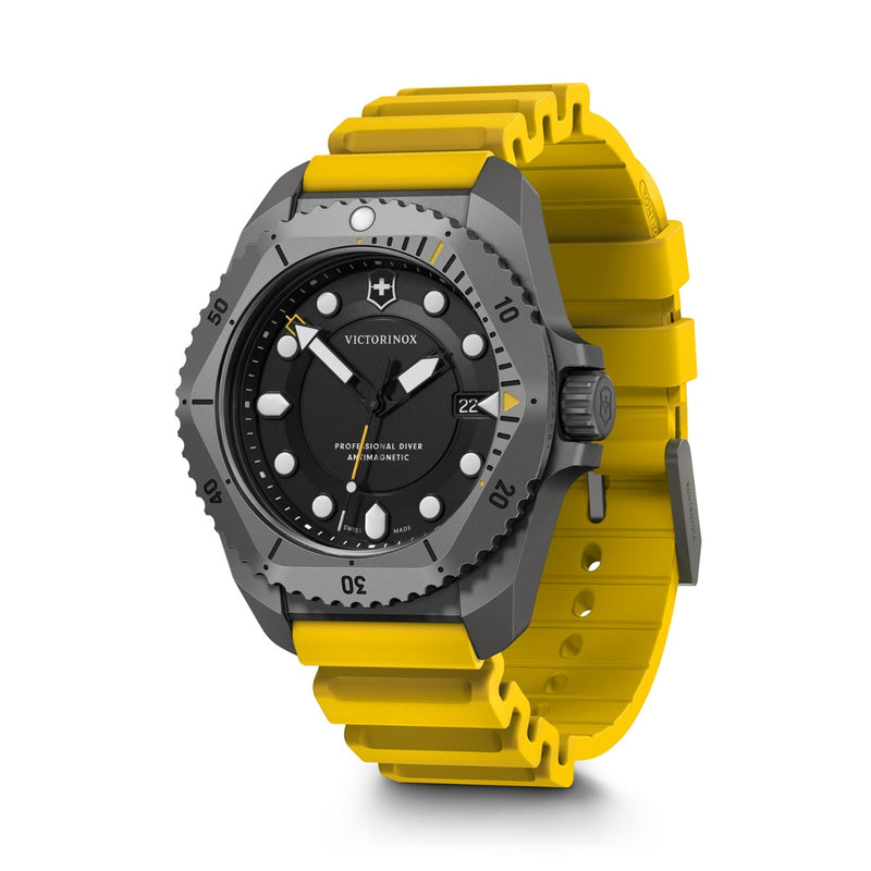 Victorinox Hommes Montre Jaune 241992-zoom-