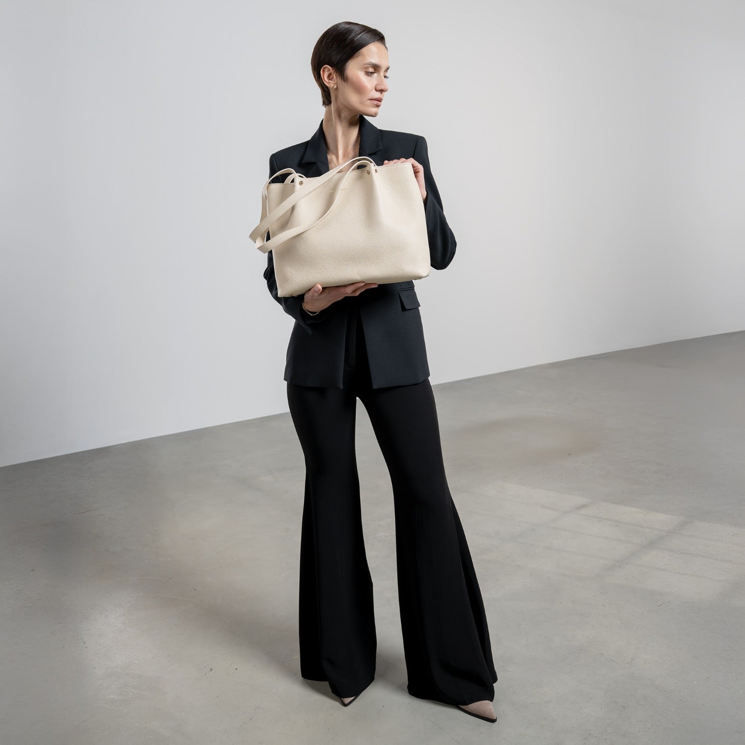 Isabel Bernard Honoré Nata Cream Leather Shopper of Calfskin Leather IB25086-070