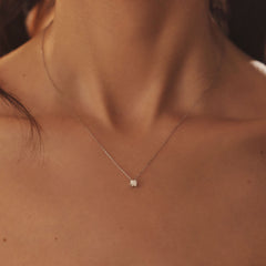Isabel Bernard De la Paix Hanaé 14 Carat Whitegold Necklace | diamond 0.08 ct | IBD350009