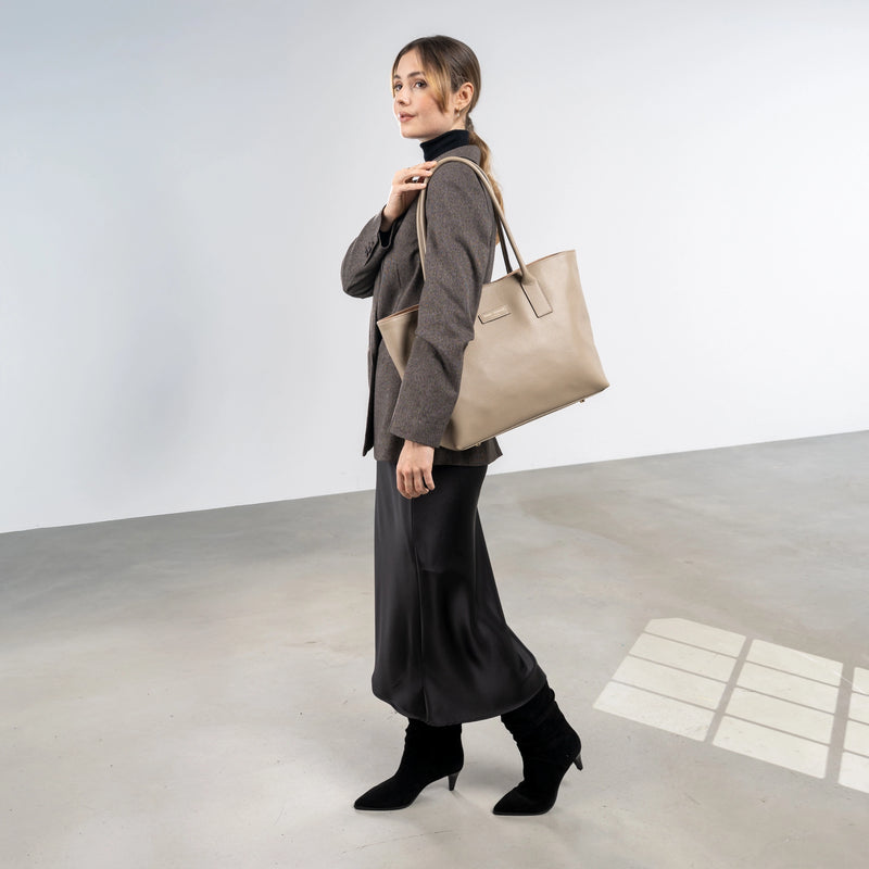 Isabel Bernard Honoré Elin Taupe Sac À Épaule En Cuir De Veau IB25111-078-zoom-