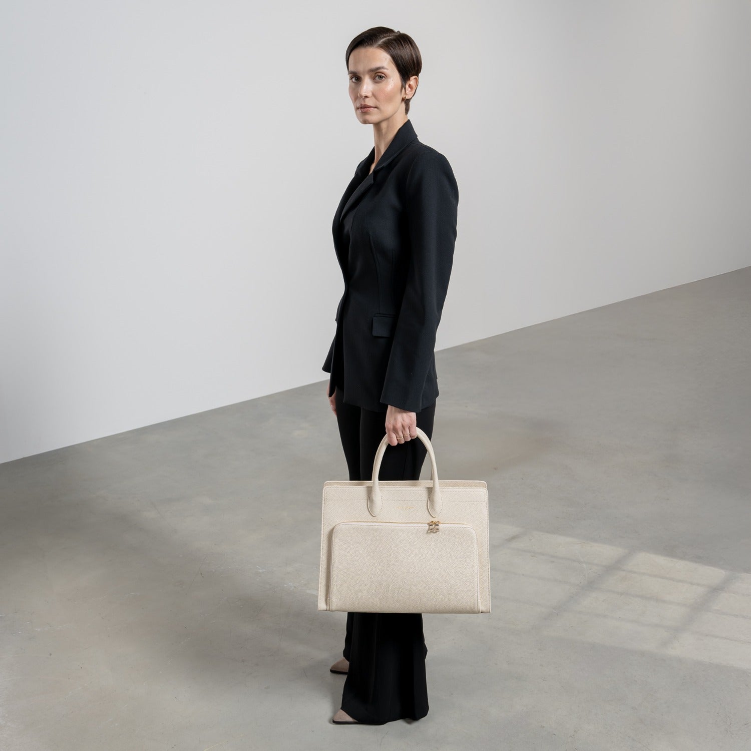 Isabel Bernard Honoré Nadine Crème Calfskin Handbag IB25052