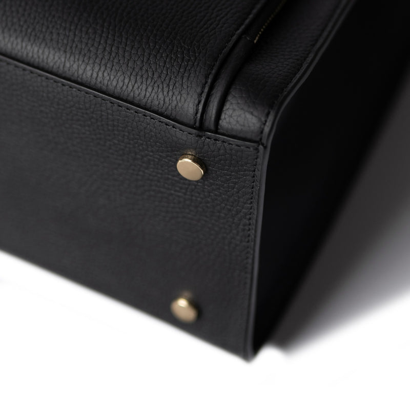 Isabel Bernard Honoré Nadine noir sac à main en cuir de veau avec compartiment pour ordinateur portable 13 pouces IB25110-001-13-zoom-