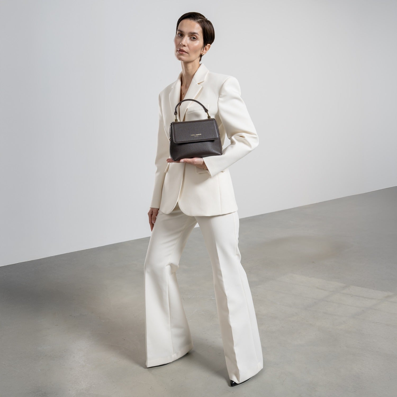 Isabel Bernard Femme Forte Heline Brown Calfskin Leather Handbag IB21130