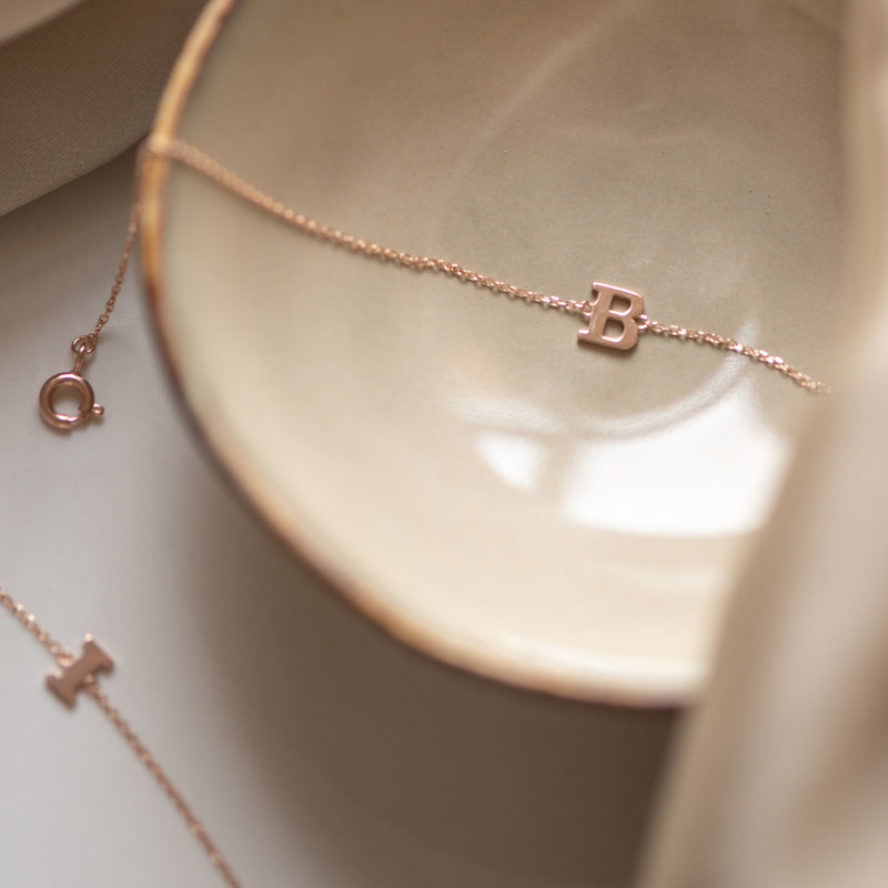 Isabel Bernard La Concorde Rachel Bracelet initiale en Or rose 14 carats IB320042-Z-zoom-