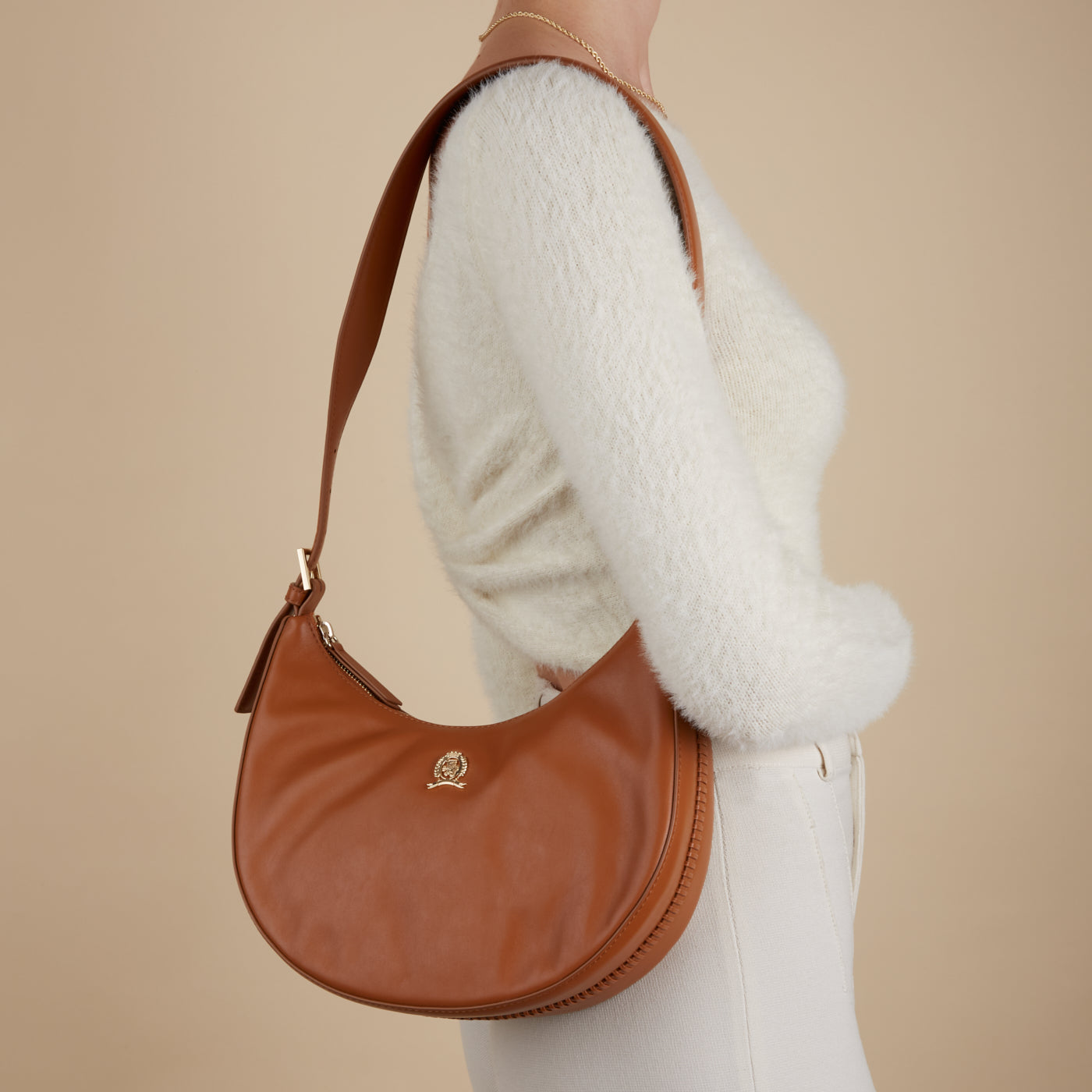 Tommy Hilfiger Crest Brown Shoulder Bag AW0AW152290HE