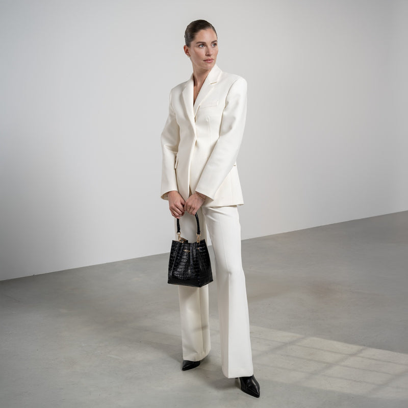 Isabel Bernard Femme Forte Sac à main Minette en cuir de veau noir croco IB21114-201-zoom-