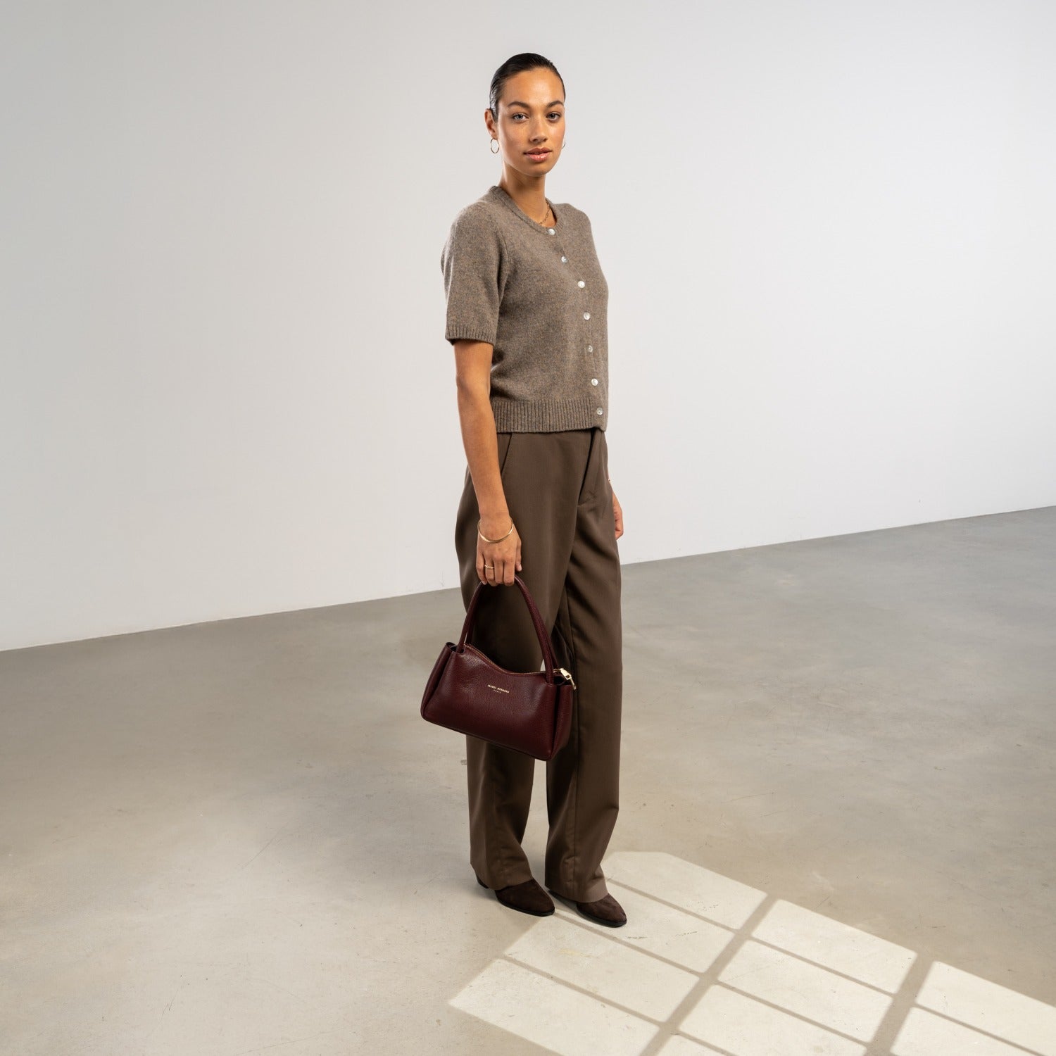 Isabel Bernard Honoré Eve Burgundy Calfskin Leather handbag IB21133-052